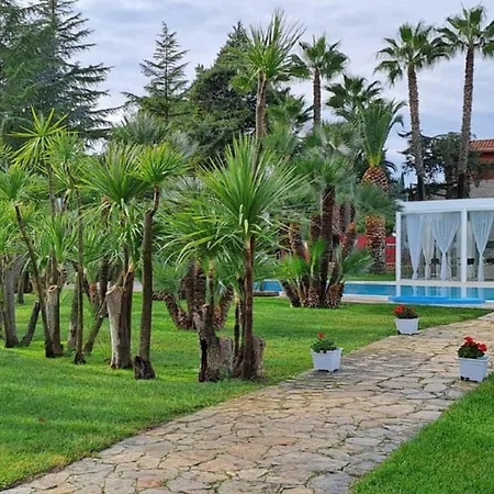 Villa Adriana Puglia - B&B & Private Villa Bed and Breakfast Άντρια