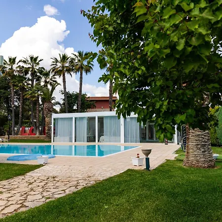 Villa Adriana Puglia - B&B & Private Villa 3*