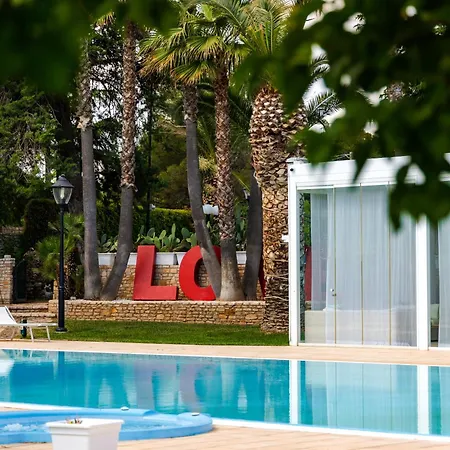 Villa Adriana Puglia - B&B & Private Villa Bed and Breakfast 3*
